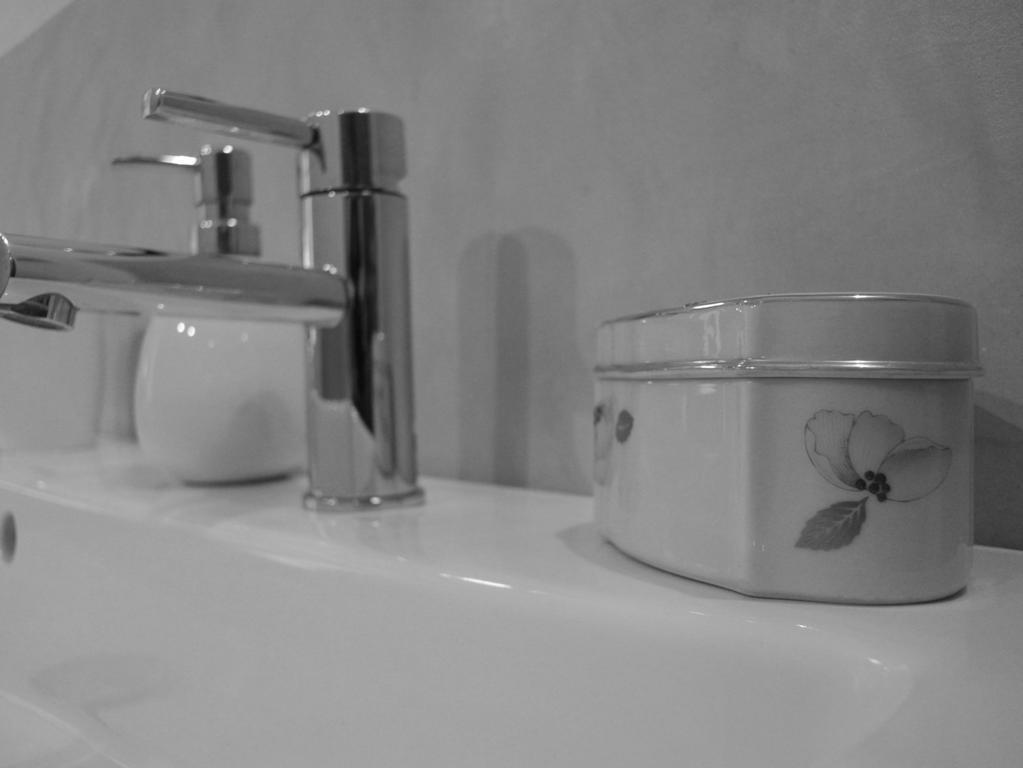 Bed and Breakfast Hameau De La Fausse Sauge Mézilles Pokój zdjęcie