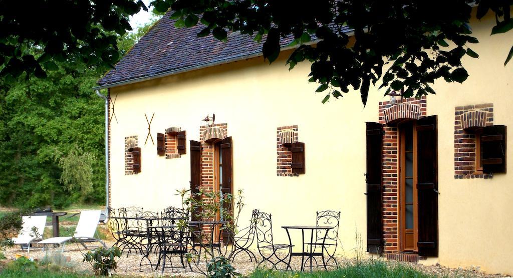 Bed and Breakfast Hameau De La Fausse Sauge Mézilles Zewnętrze zdjęcie